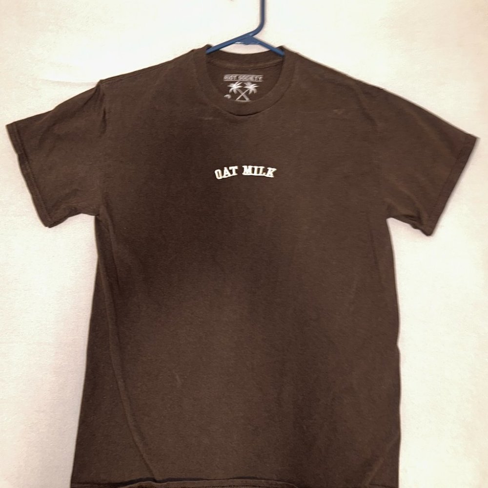 OATMILK UO TEE